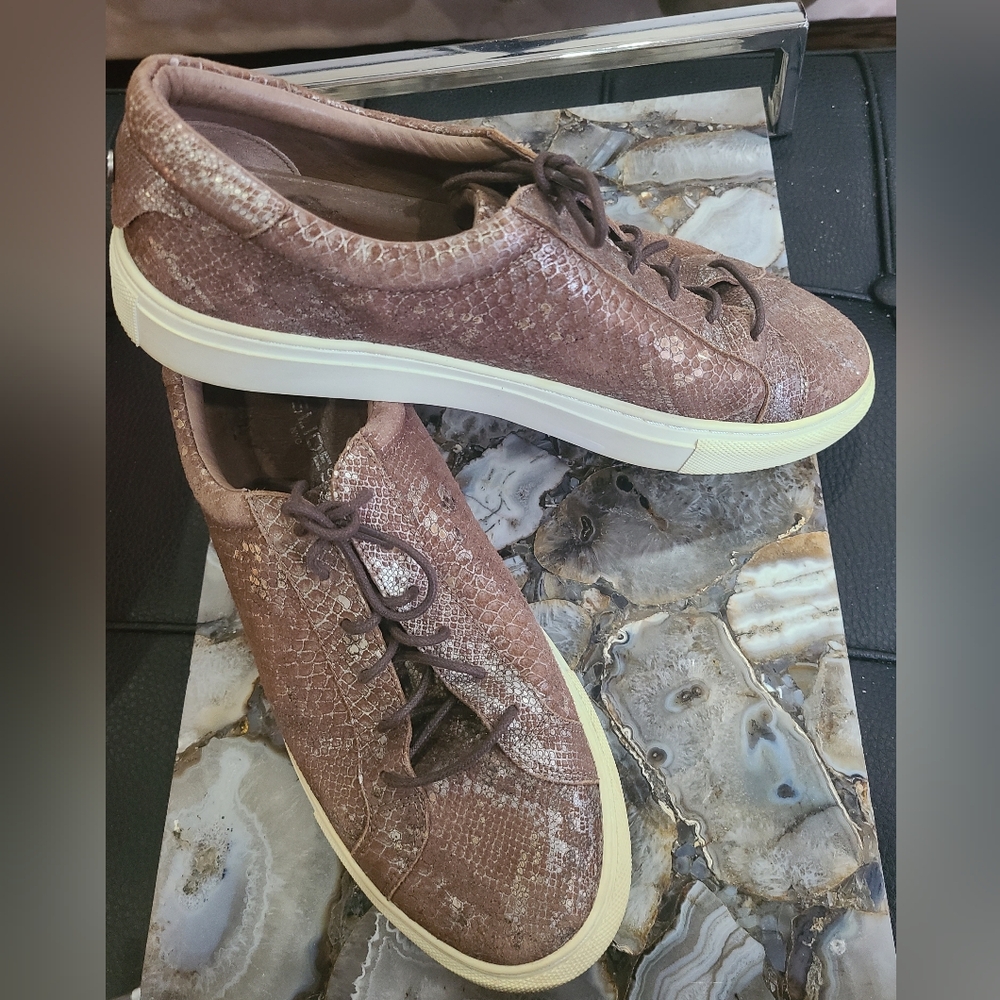 J/SLIDES NYC Textured Brown/silver Sneakers